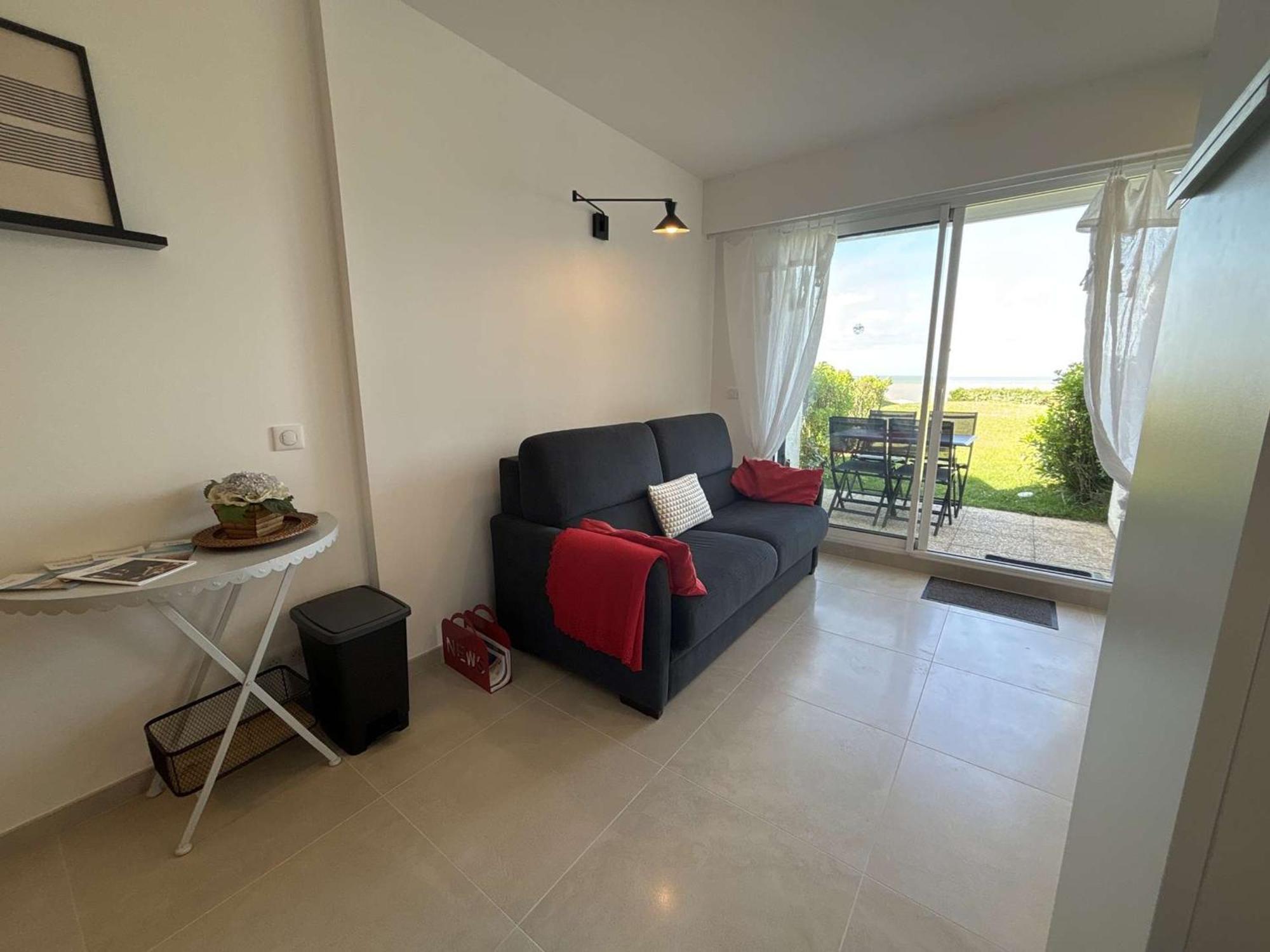 Appartement Royan, 1 Pièce, 3 Personnes - Fr-1-494-67
